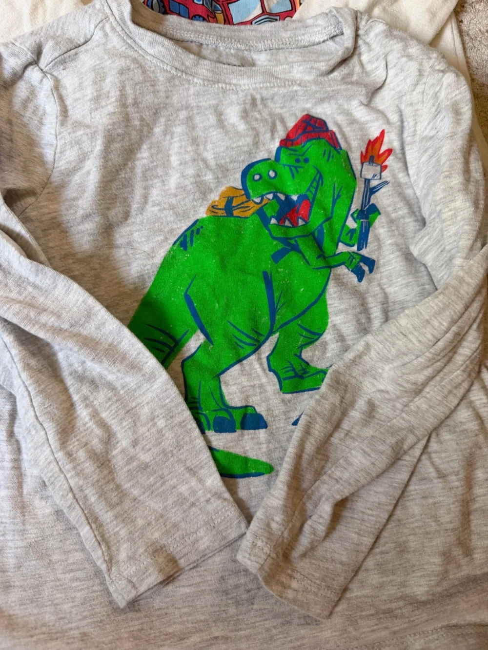 5T boys lot of 5 shirts - old navy cat and jack